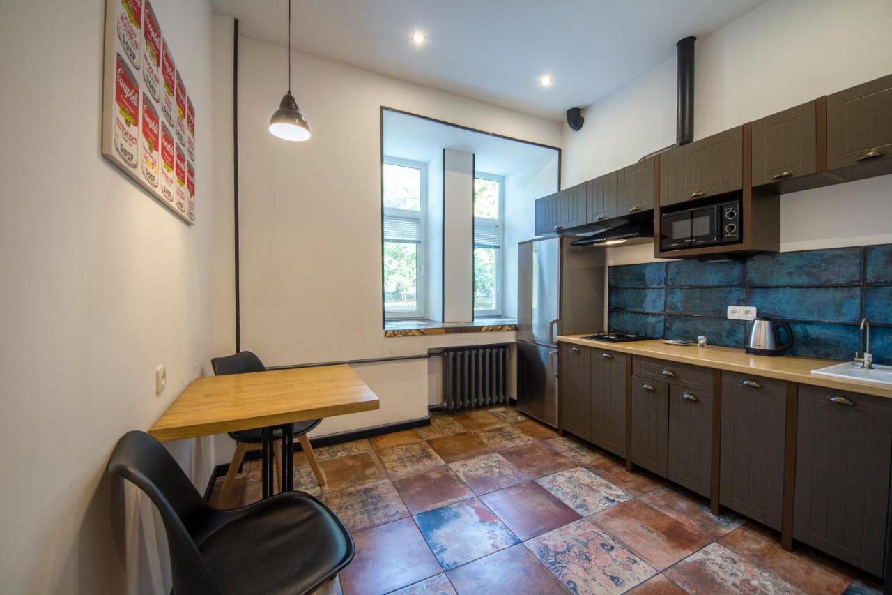 Self Check-In Apartments Near Landscape Alley كييف المظهر الخارجي الصورة